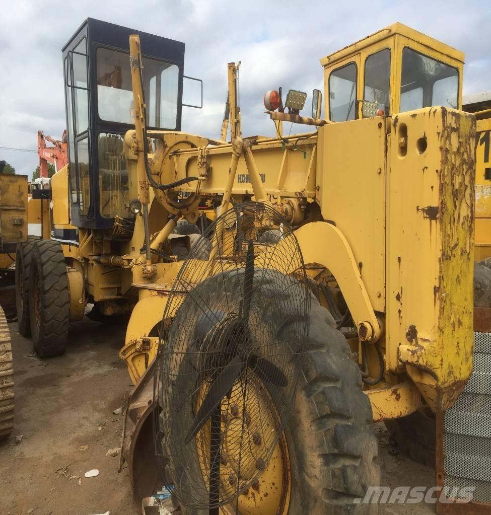 Komatsu GD 623 A Gréderek