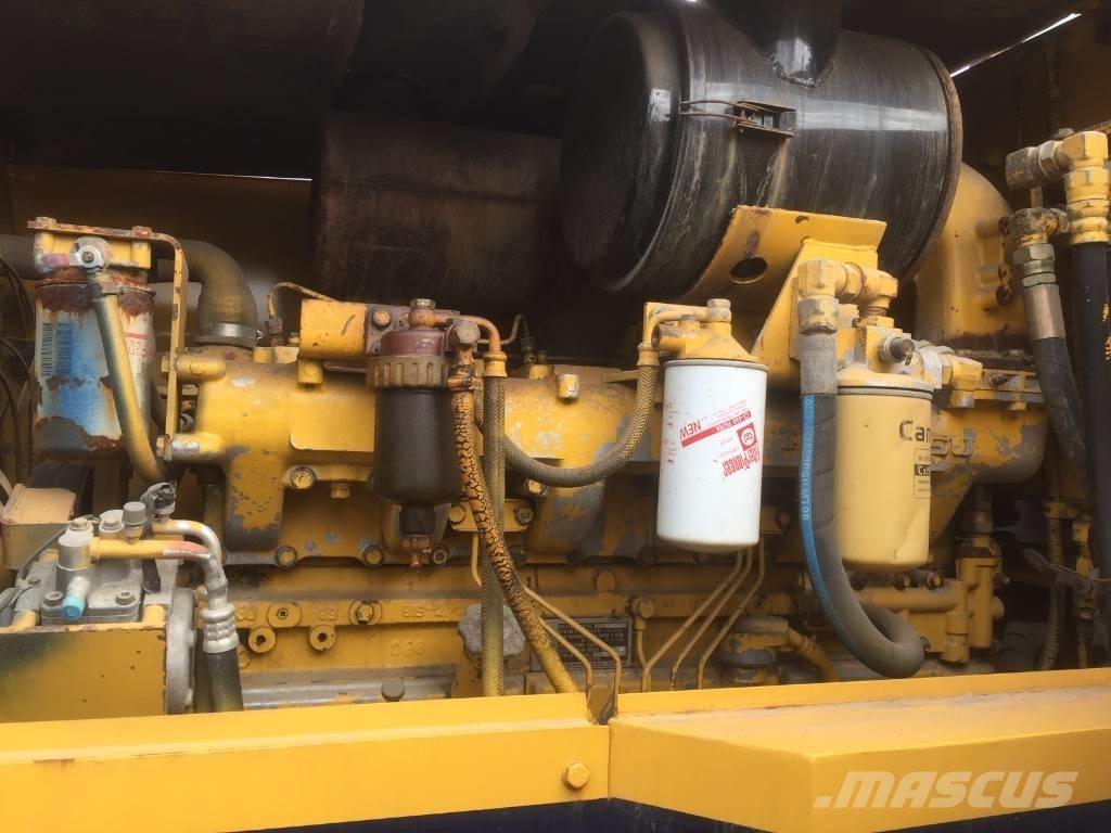 Komatsu GD 623 A Gréderek