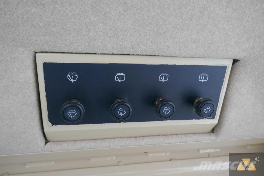 CAT D9R Ex-army lánctalpas dózerek