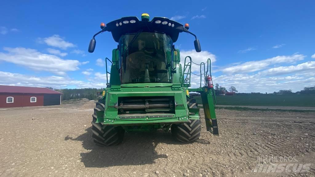 John Deere W 540i Kombájnok