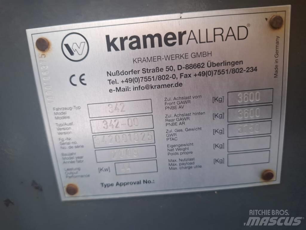 Kramer 380 Gumikerekes homlokrakodók
