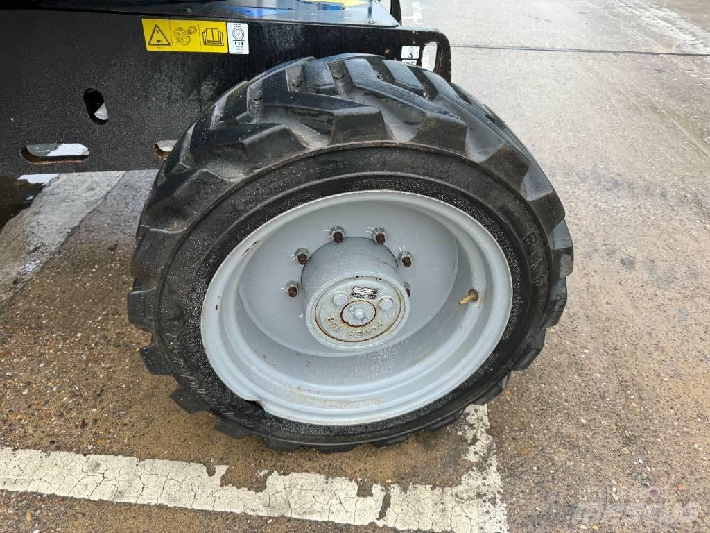 Genie Z 45/25 XC Karos emelők