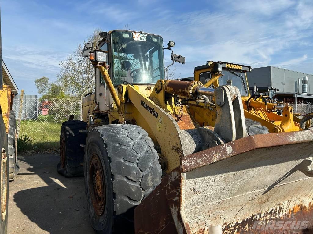 Komatsu WA 420 Gumikerekes homlokrakodók