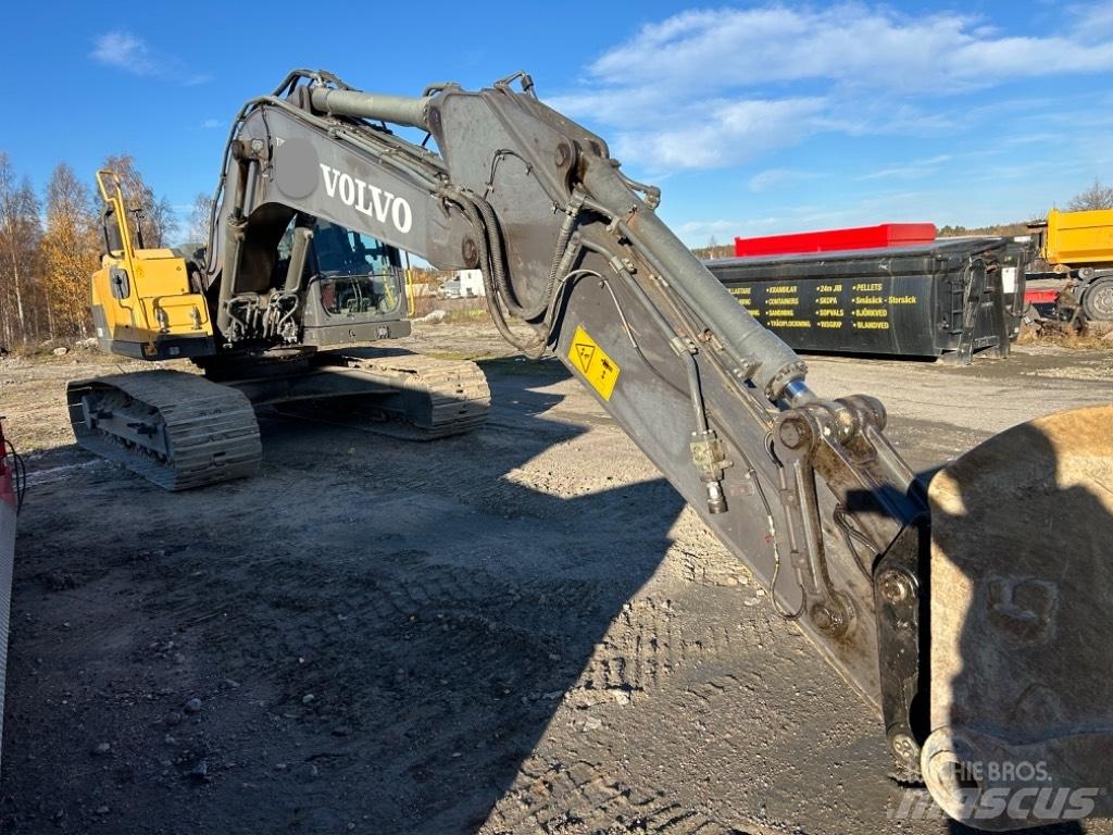 Volvo EC 220 DL Lánctalpas kotrók