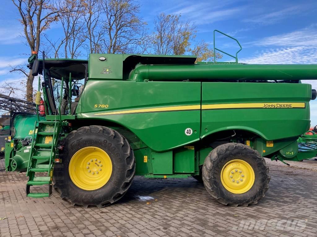 John Deere S 780 Kombájnok