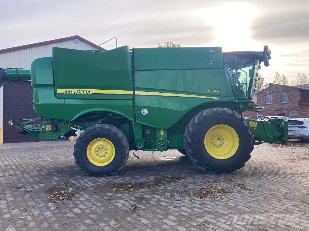 John Deere S 780 Kombájnok