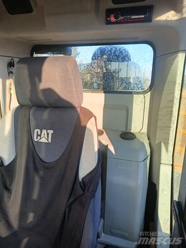 CAT 330FL Lánctalpas kotrók