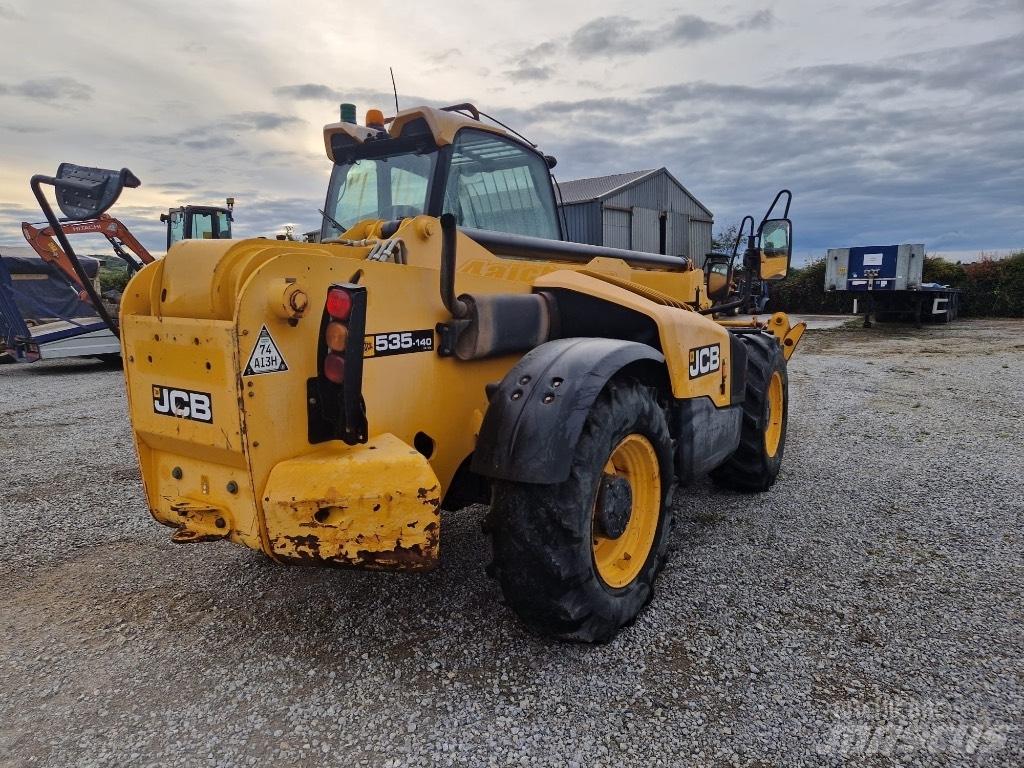 JCB 535140 Teleszkópos rakodók