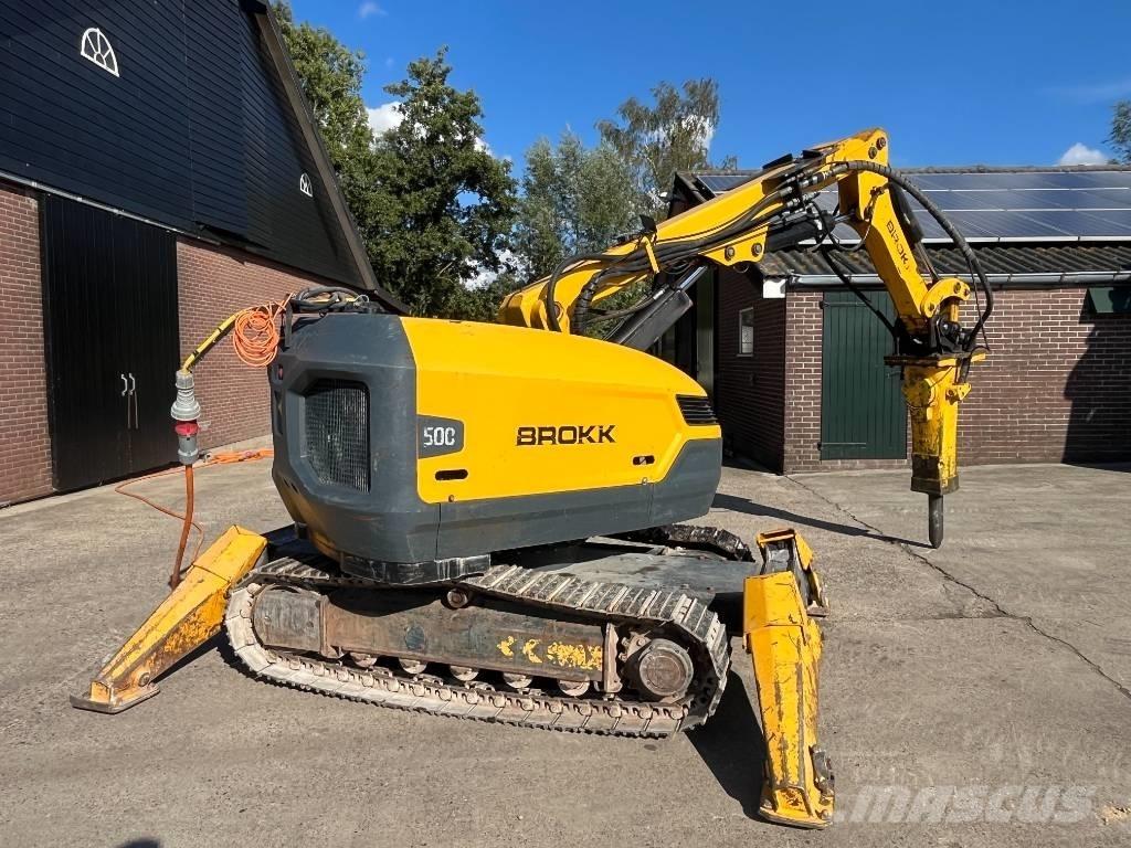 Brokk 500 Speciális kotrók
