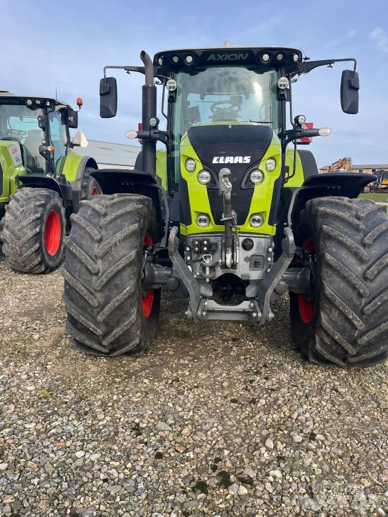 CLAAS AXION 870 Traktorok