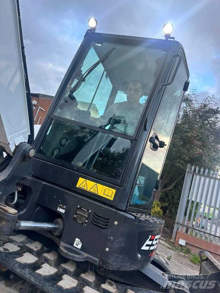 Bobcat E 55 Mini kotrók < 7t