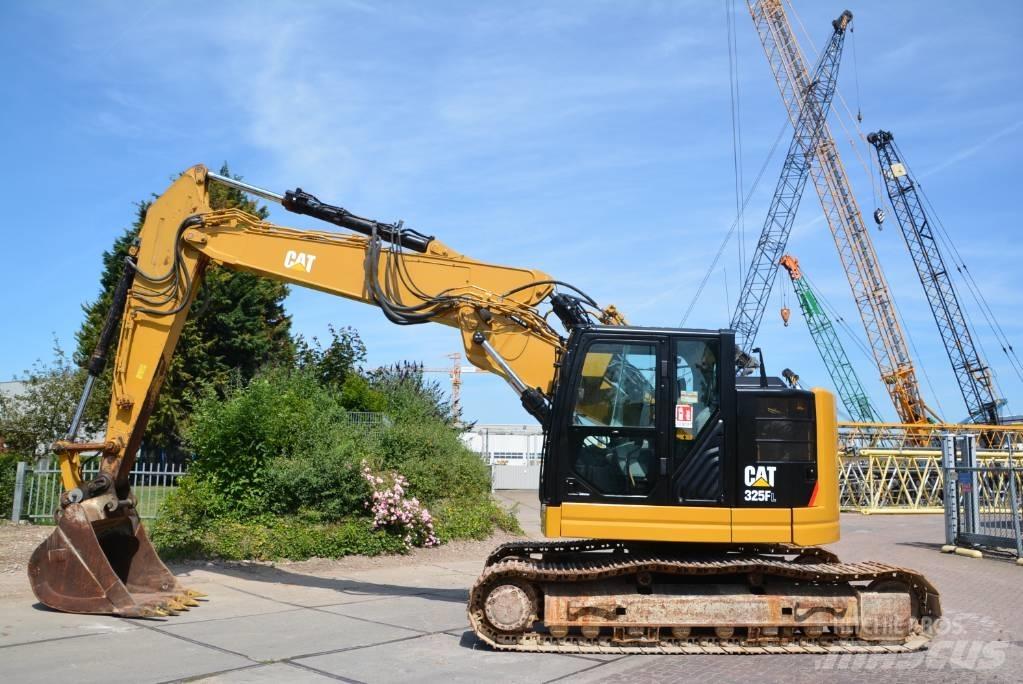 CAT 325 FL CR Lánctalpas kotrók