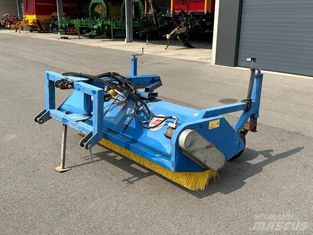 AP VHZ 2500 Úttakarító gépek