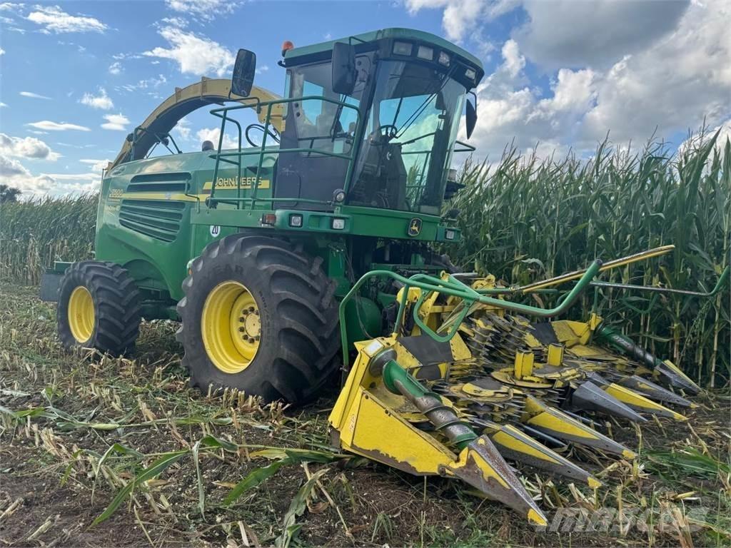 John Deere 7400 Önjáró szecskázók