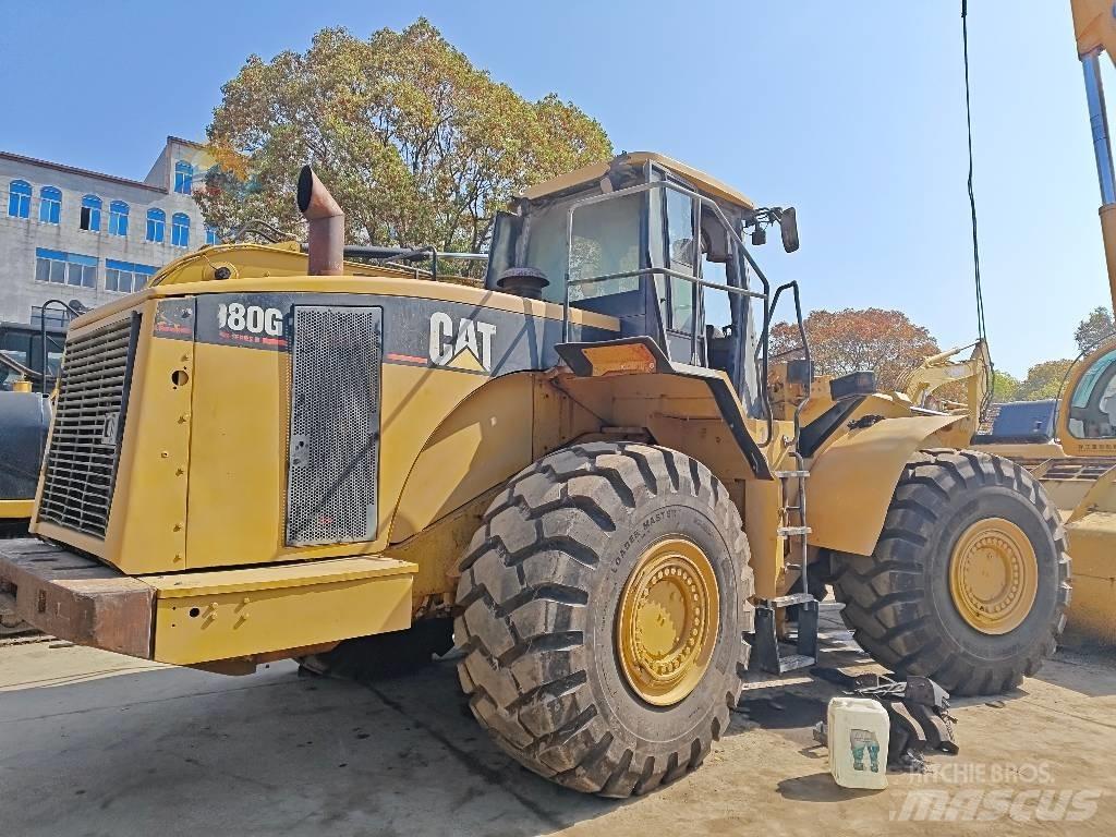 CAT 980 G Gumikerekes homlokrakodók