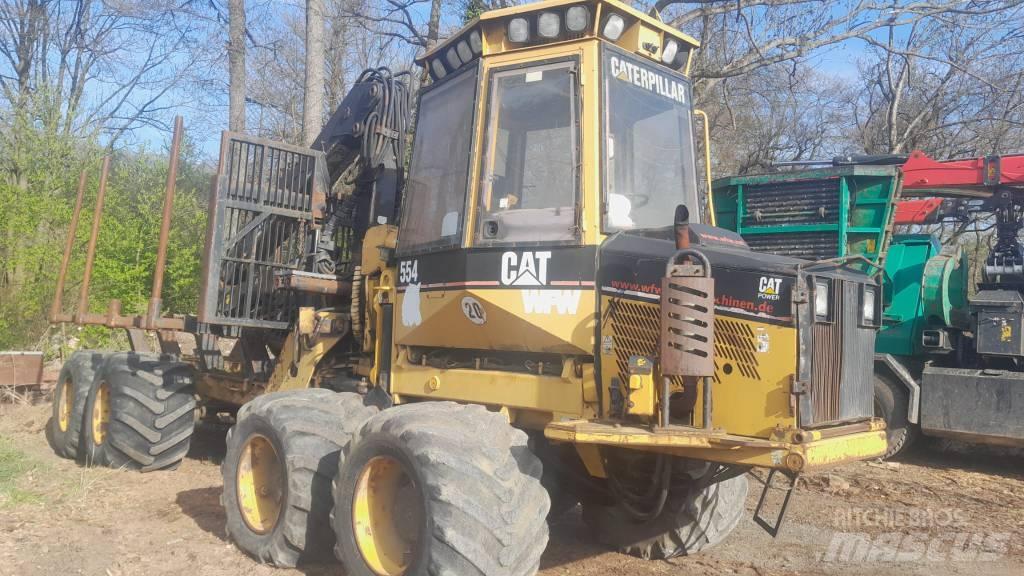 CAT 554 Kihordók