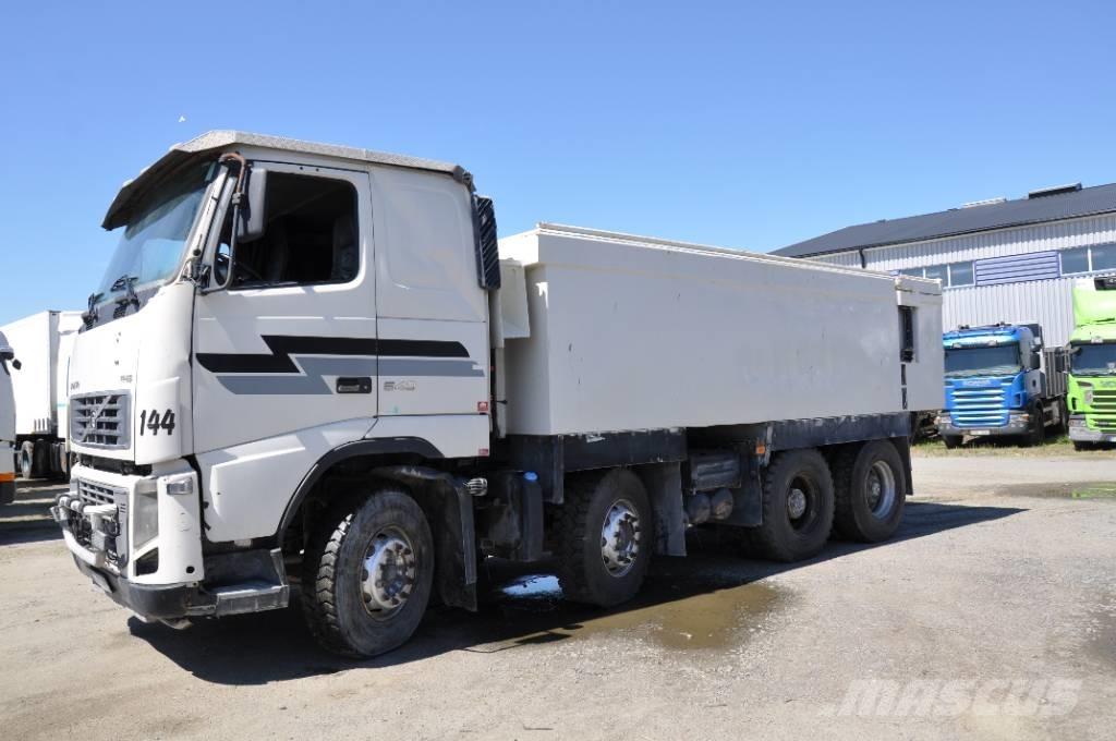 Volvo FH16 550 8X4 Billenő teherautók