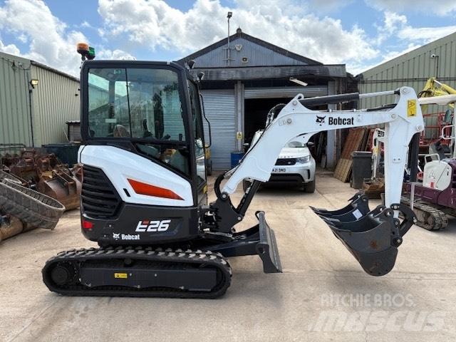 Bobcat E 26 Mini kotrók < 7t