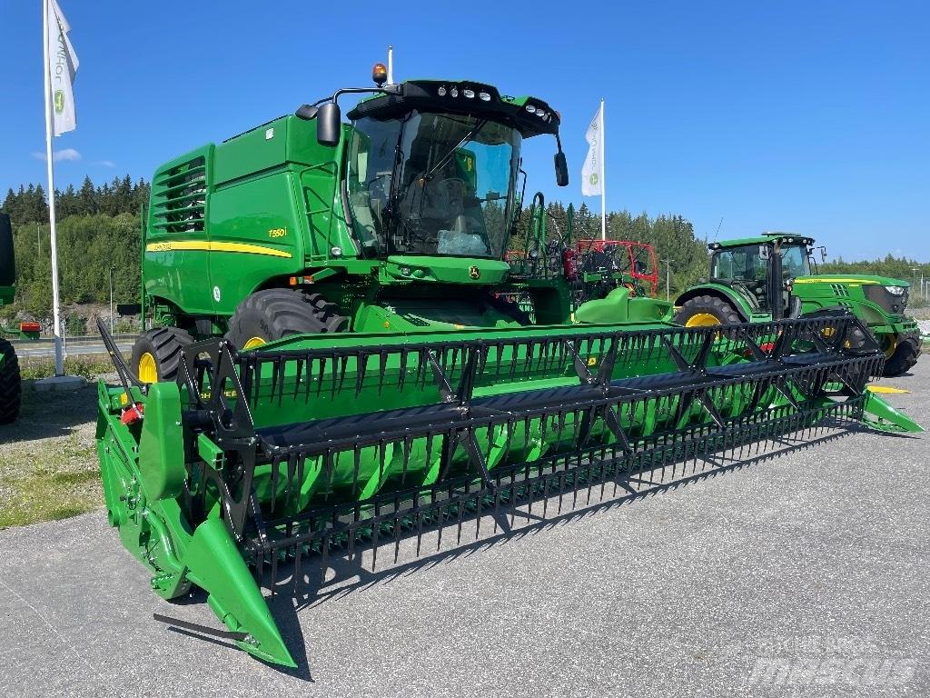 John Deere T 550 Kombájnok