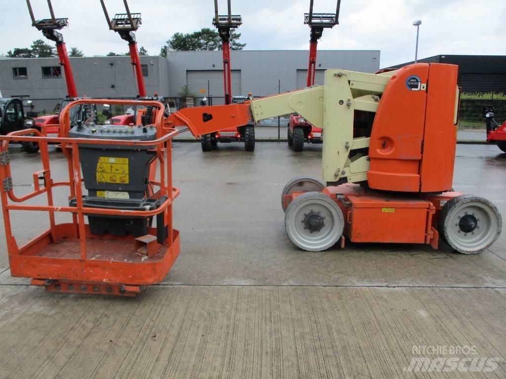 JLG E 300 AJP (718) Kompakt önjáró emelők