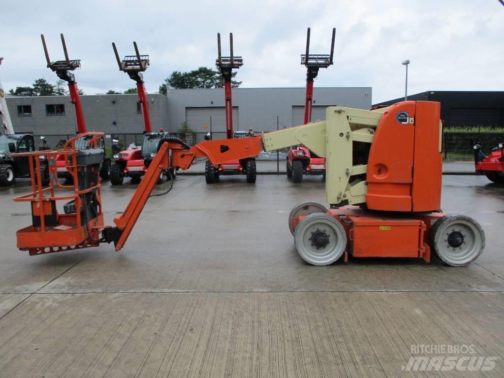 JLG E 300 AJP (718) Kompakt önjáró emelők