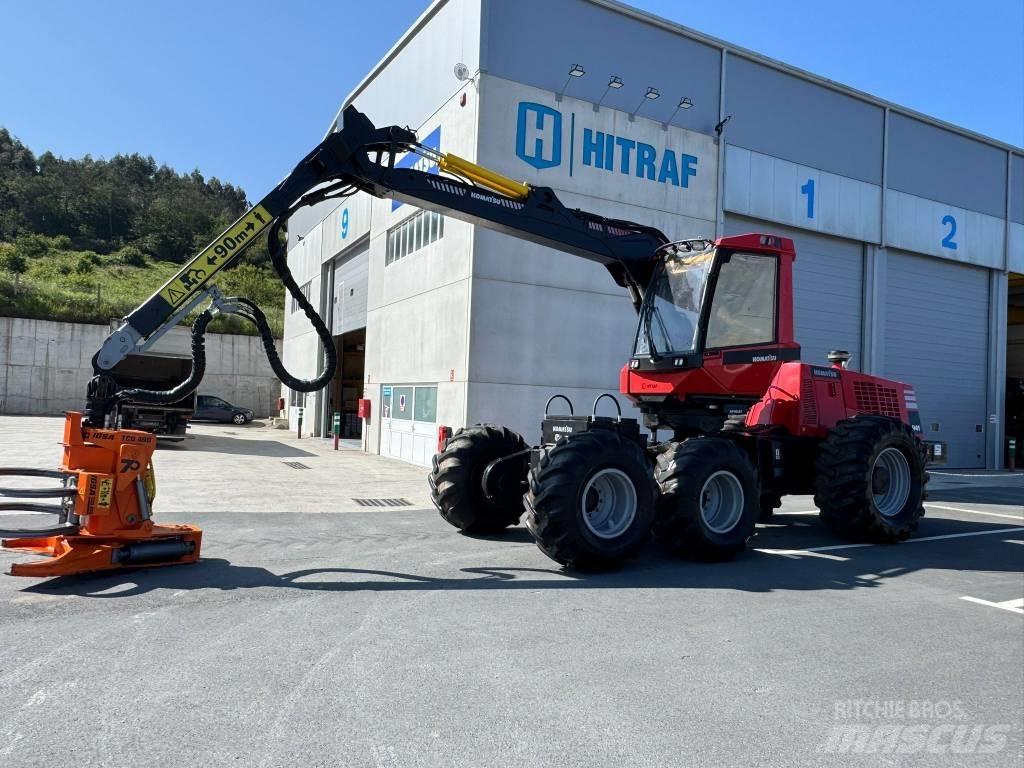 Komatsu 941 Betakarítók