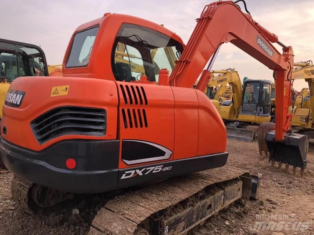 Doosan 75-9c Lánctalpas kotrók
