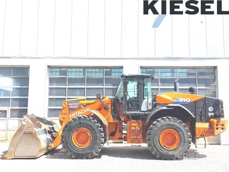 Hitachi ZW 310-6 Gumikerekes homlokrakodók