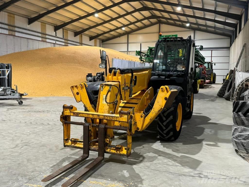 JCB 535-140 Teleszkópos rakodók