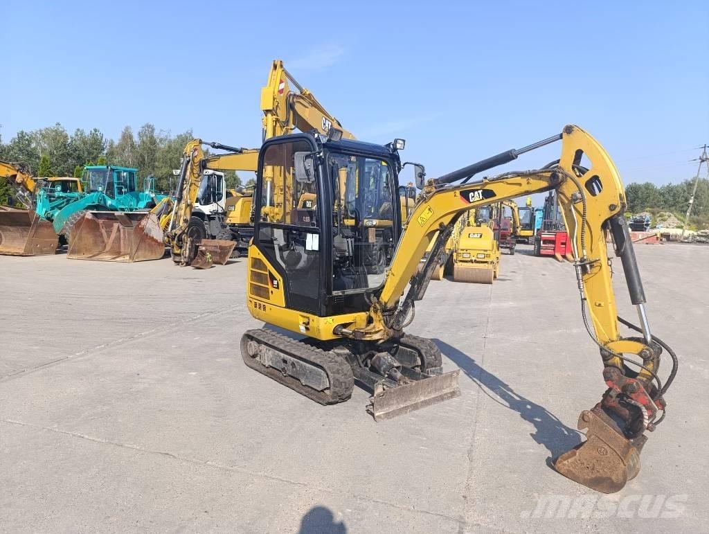 CAT 301.7 D Mini kotrók < 7t