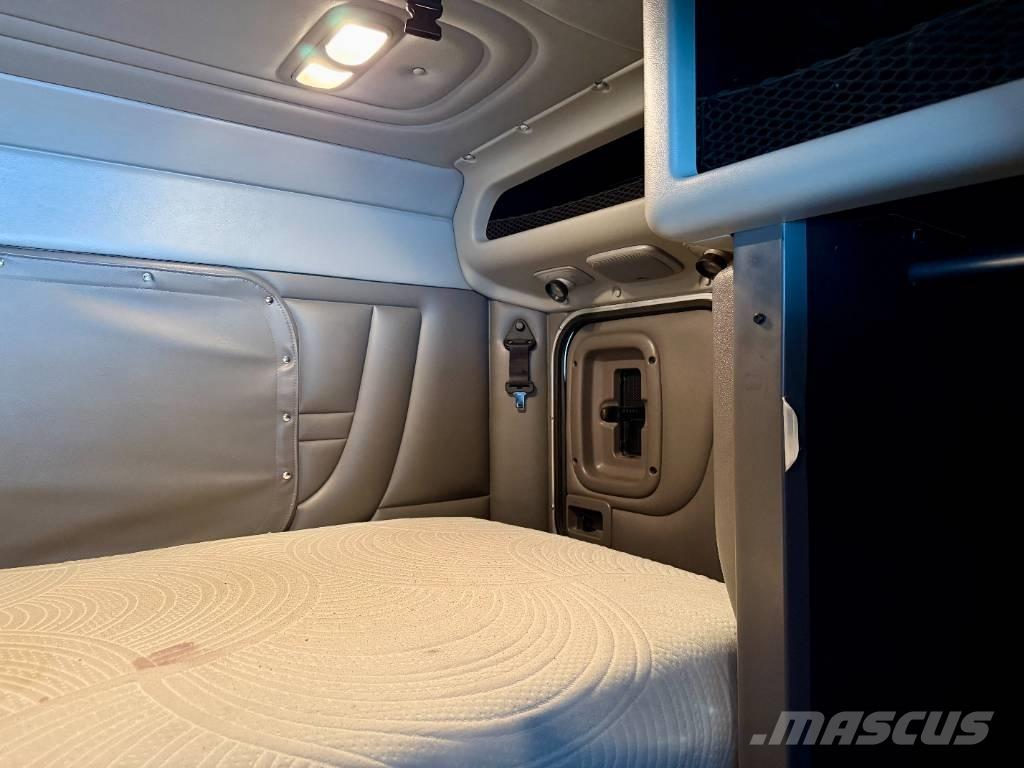 Peterbilt 389 Nyergesvontatók