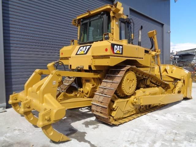 CAT D 6 T XL Dózerek