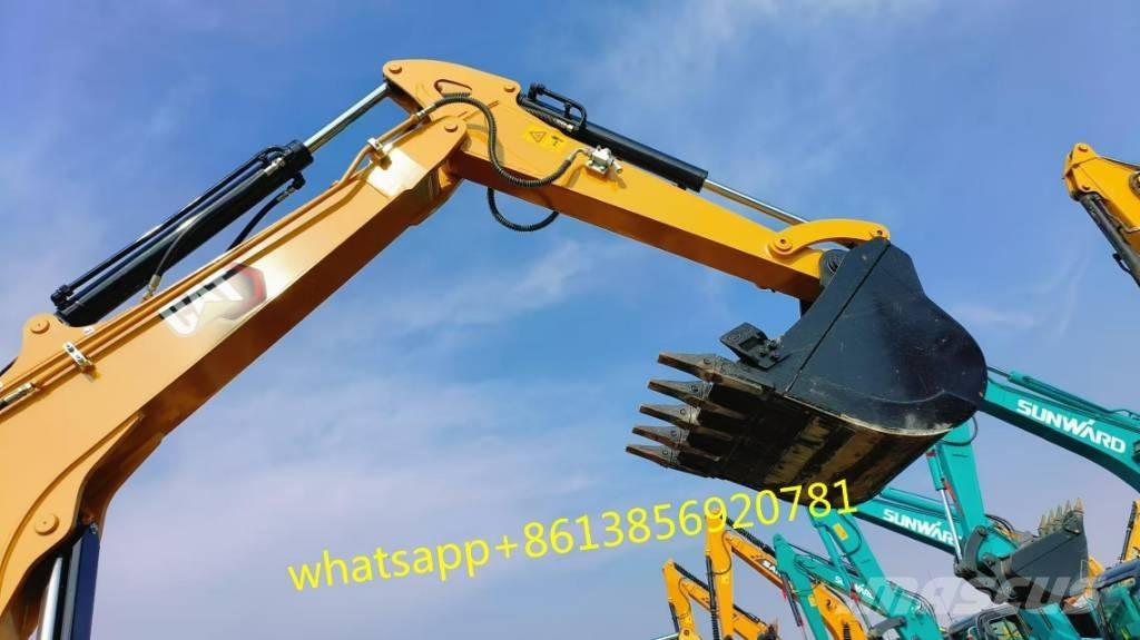 CAT 305.5 Mini kotrók < 7t