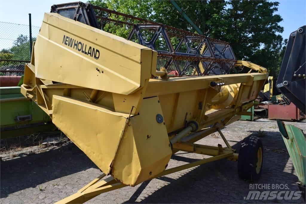 New Holland TC 56 Kombájnok
