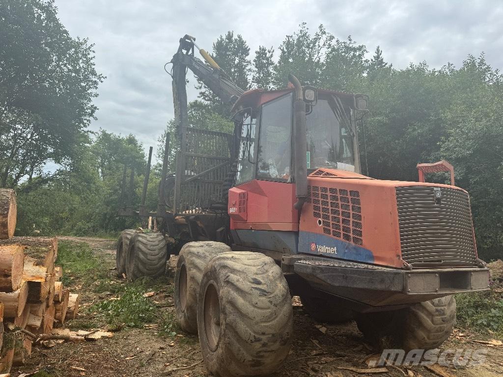 Komatsu 860.1 Kihordók