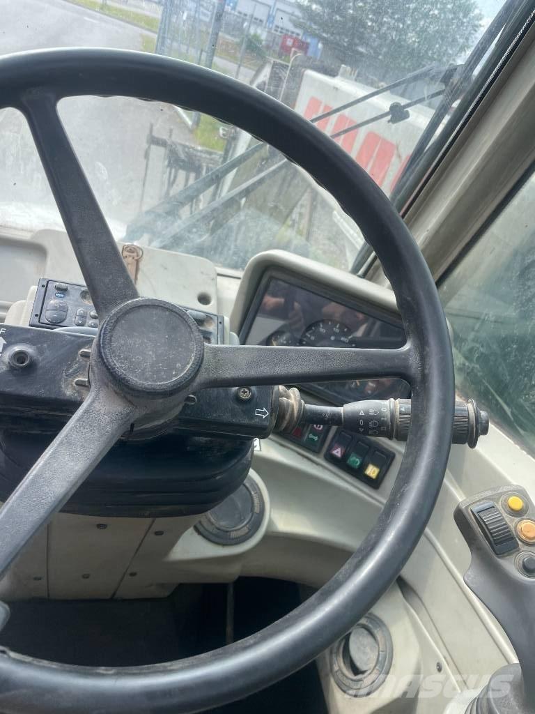 CLAAS Ranger 975 Teleszkópos rakodók