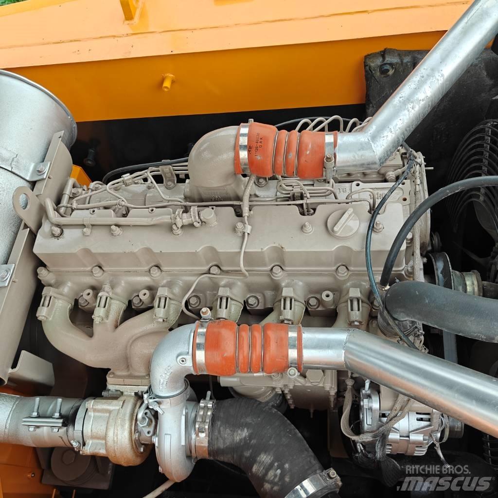 Hyundai 305-9T Lánctalpas kotrók