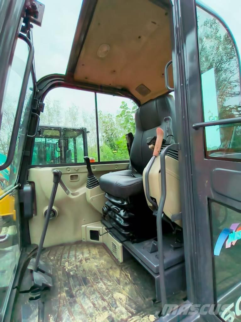 Doosan DH 60 Mini kotrók < 7t