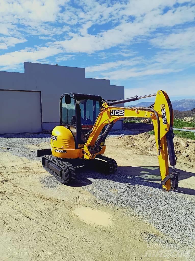 JCB 8030 ZTS Mini kotrók < 7t