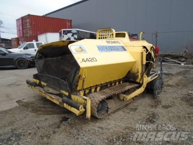 Bomag PROPAVER 4420 Aszfalt terítõ gépek