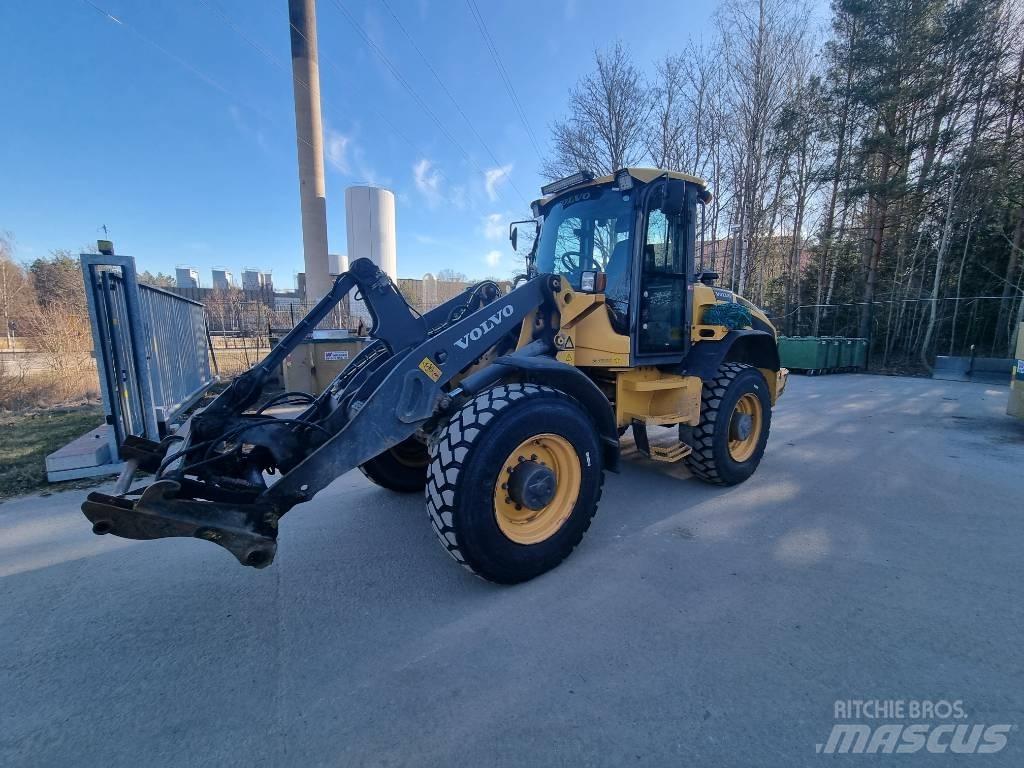 Volvo L45G Gumikerekes homlokrakodók