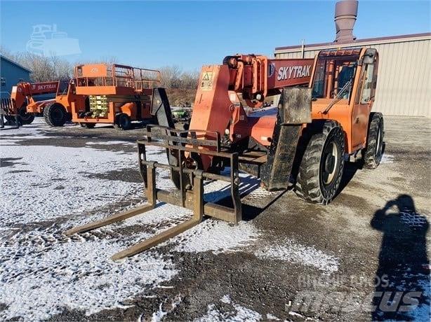 SkyTrak 10054 Teleszkópos rakodók