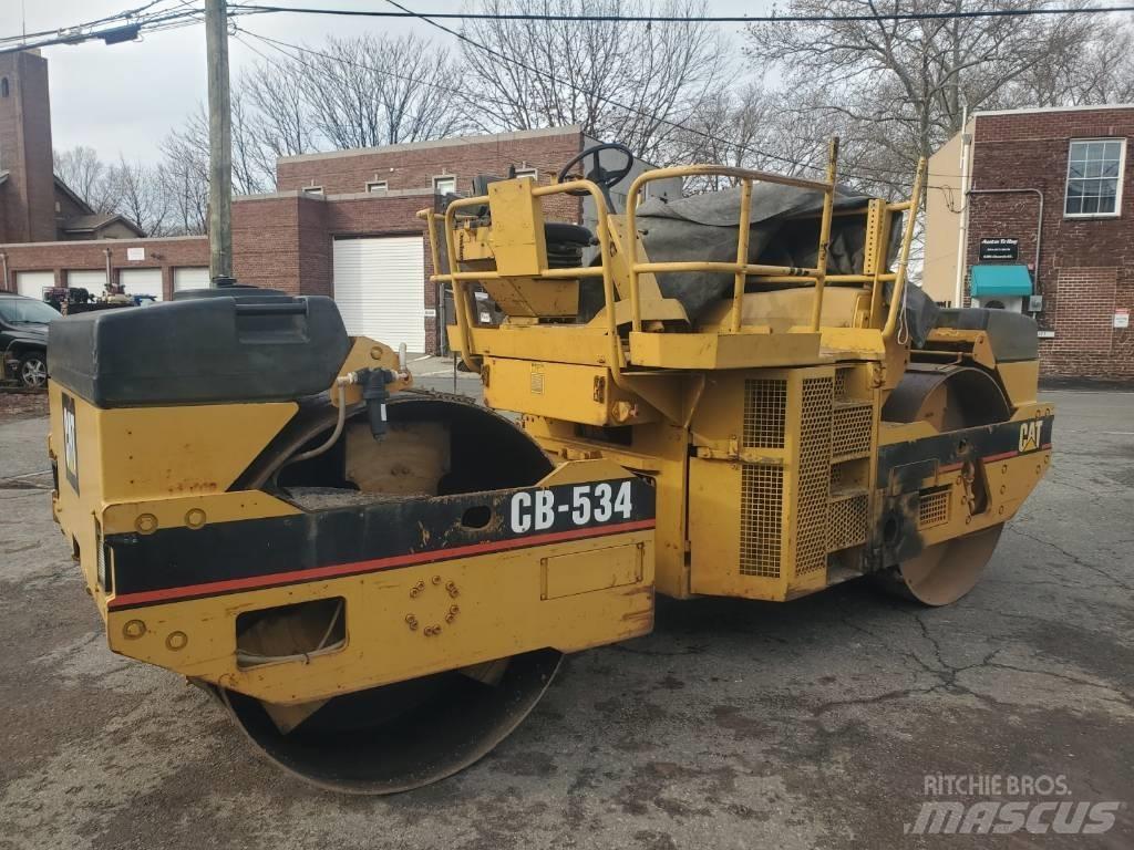 CAT CB 534 Ikerdobos hengerek