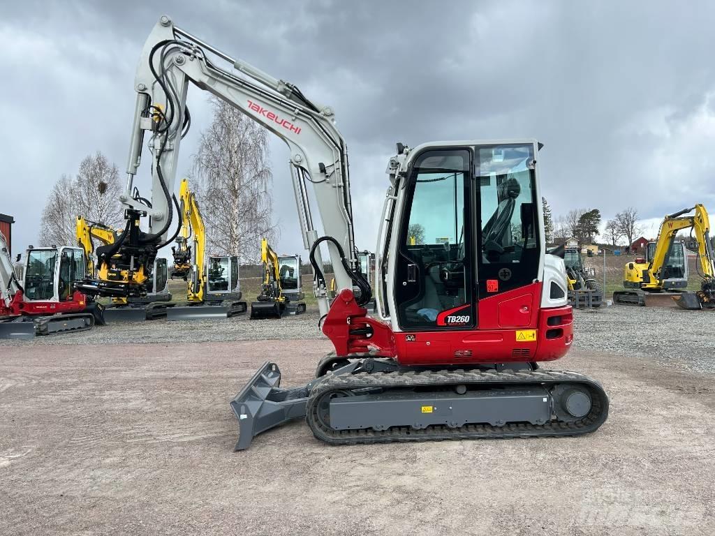 Takeuchi TB260 Mini kotrók < 7t