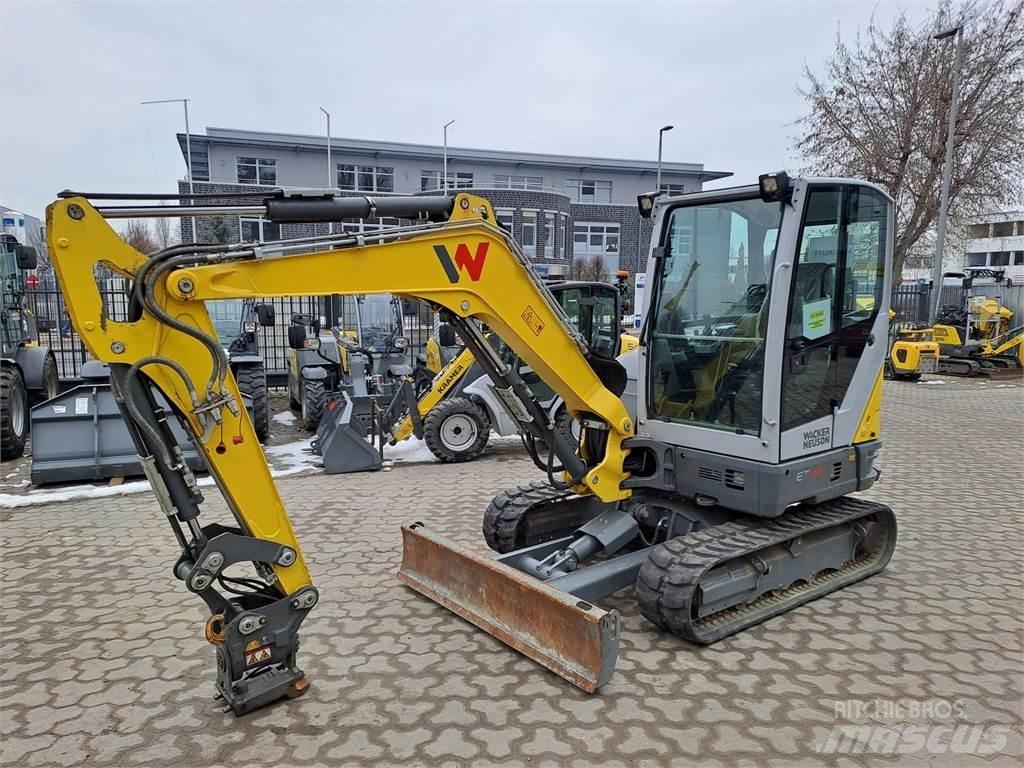 Wacker Neuson ET42 Lánctalpas kotrók