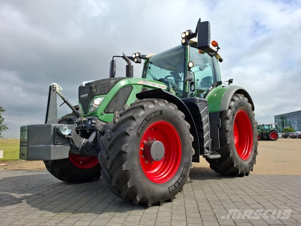 Fendt 724 Profi Traktorok