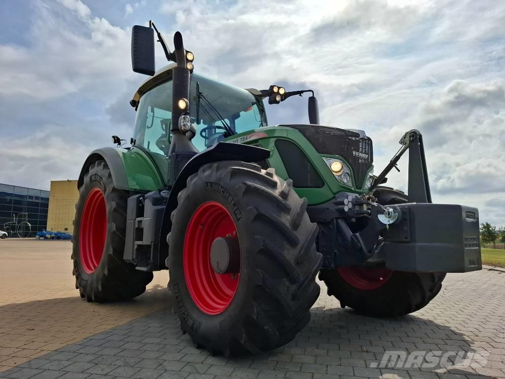 Fendt 724 Profi Traktorok