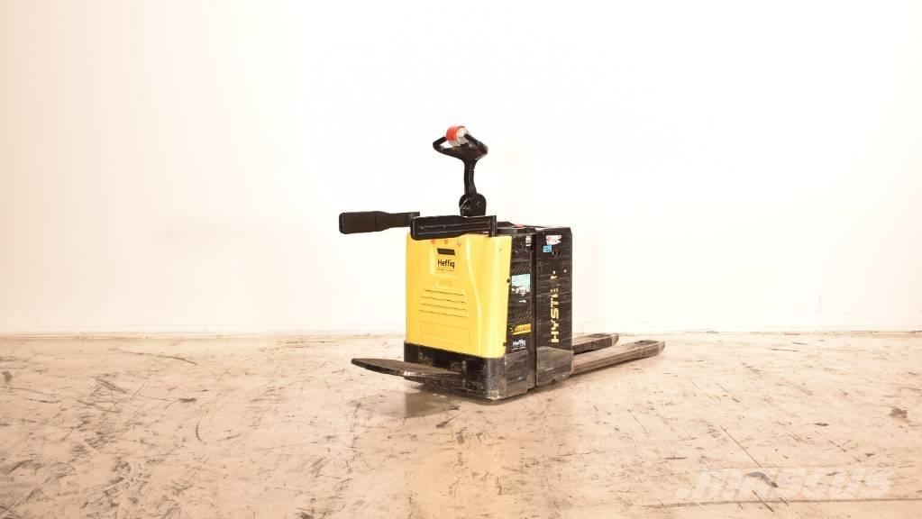 Hyster P 2.0 FBW Vezetőállásos alacsony emelőkocsi