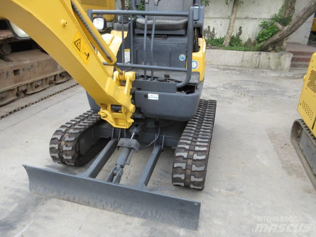 Komatsu PC 18 Mini kotrók < 7t