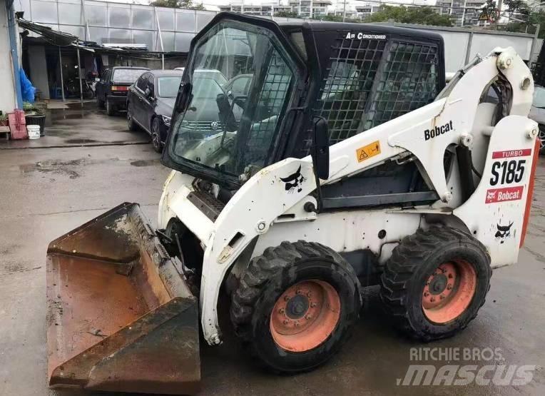 Bobcat S185 Kompaktrakodók